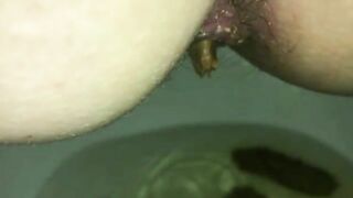 More close up toilet turd
