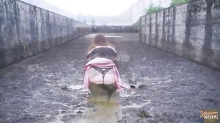 Chubby girl baths in shit
