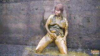 Chubby girl baths in shit