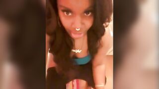 Pretty Ebony Shitting Show
