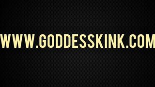 Skinny slut rubbing shit in solo