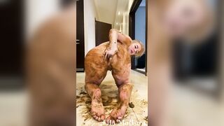 Cute lovely tight ass girl smearing shit