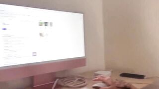 Cute teeny girlfriend ass fingering and eating shit