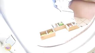 Sweet Japanese girl pushing shit