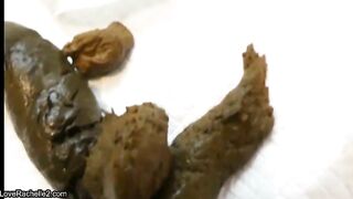 Mature curvy ass brunette milf shitting hard turd