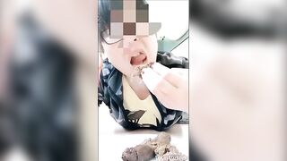 Delicious scat jelly dildo