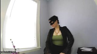 Nice babe showing her thick round ass and shit