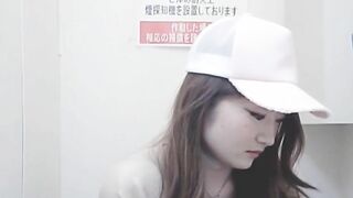 Cute Asian girl caught shitting
