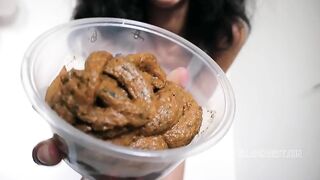 Cute ebony teen girlfriend poops