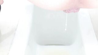 Amateur sweet pee closeup