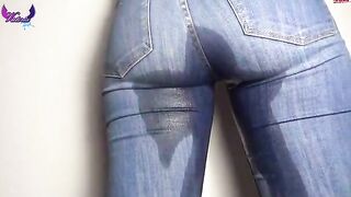 Good piss feels so great between her jeans