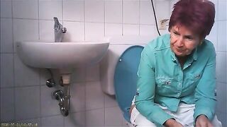 Granny on toilet shitting