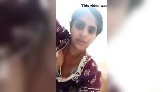Indian Bhabhi Peeing In The Toilet