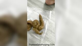 Blonde sexy milf showing her pussy and sexy shit