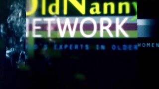 Peeing toying and masturbating in 3some