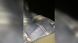 Public pee are so hot