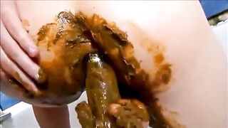 Scat woman shitting masturbating
