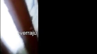 Desi hot Aunty pissing in the Saree