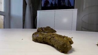 Gorgeous ass girl in snickers dropping turd