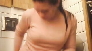 Chubby ass Latina girl shitting hard