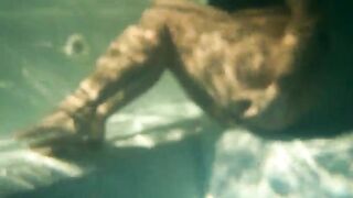 Underwater pool and Dish shitting