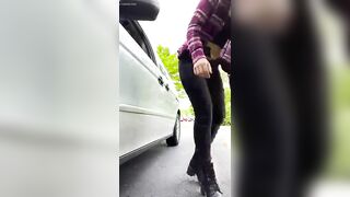 MILF shitting on the road
