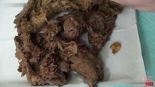 Beautiful Asian release messy amount of filthy poop