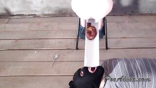 Ral beauty collects shit