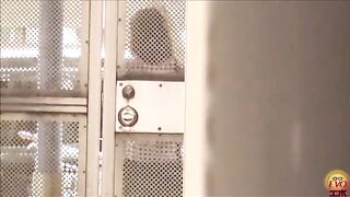 Juicy ass Japanese lady caught shitting on the street