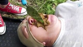 Cute cam slut shitting for the old pervert