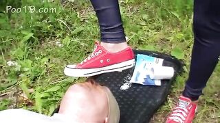 Cute cam slut shitting for the old pervert