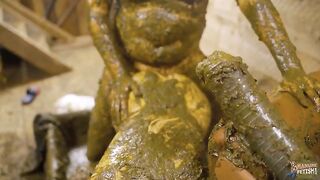 Couple Cowshit fuck time