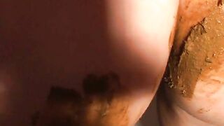 Pissing and poop smearing solo
