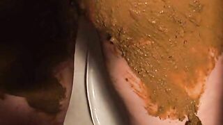Pissing and poop smearing solo