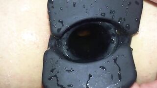 Woman plays with shit in her ass and spreads it