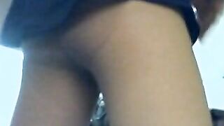 Babe takes a dump in a toilet seat cover