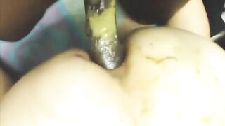 Girl squeezes asshole to give a tiny shit