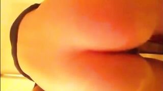 Woman spreads ass cheeks to reveal filthy asshole