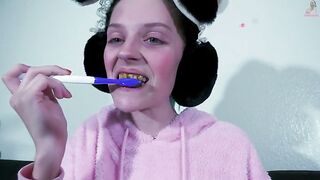 Girl eats her own shit from a toothbrush