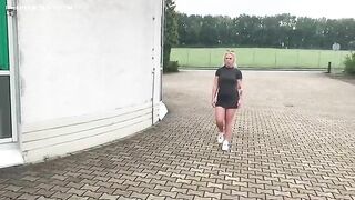 Babe spreads her ass wide and squats to take a huge shit