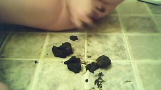 Chubby girl shits on the tile floor and plays with it with her feet