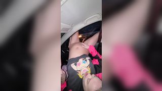 Drunk girl pissing from the moving car