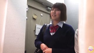 Japanese School Girls desperate pee leak video
