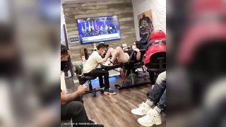 Lady spread her legs and pisses in the clinic