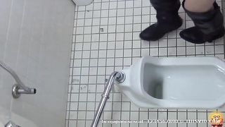 Compilation of Japanese babes caught pooping