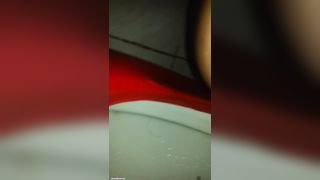Hairy pussy lady poops nicely