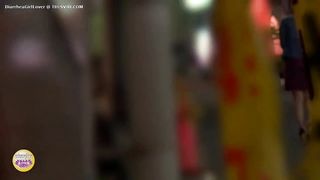 Big ass Japanese hot chick caught pooping in toilet