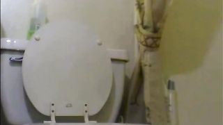 Big tits milf with trimmed pussy poops