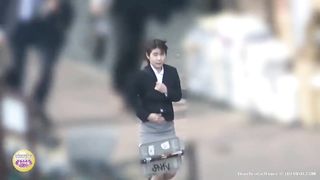 Wet ass Japanese pooping in the toilet