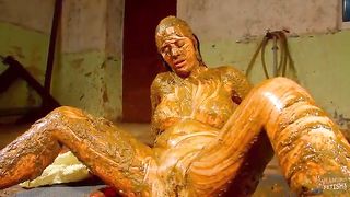 Cowshit Betty Loves Solo Smears